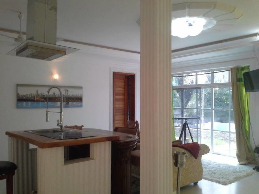 Akosombo Volta Hotel מראה חיצוני תמונה