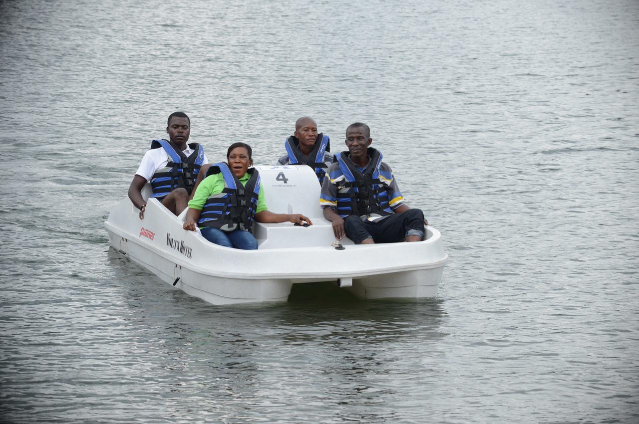 Akosombo Volta Hotel מראה חיצוני תמונה