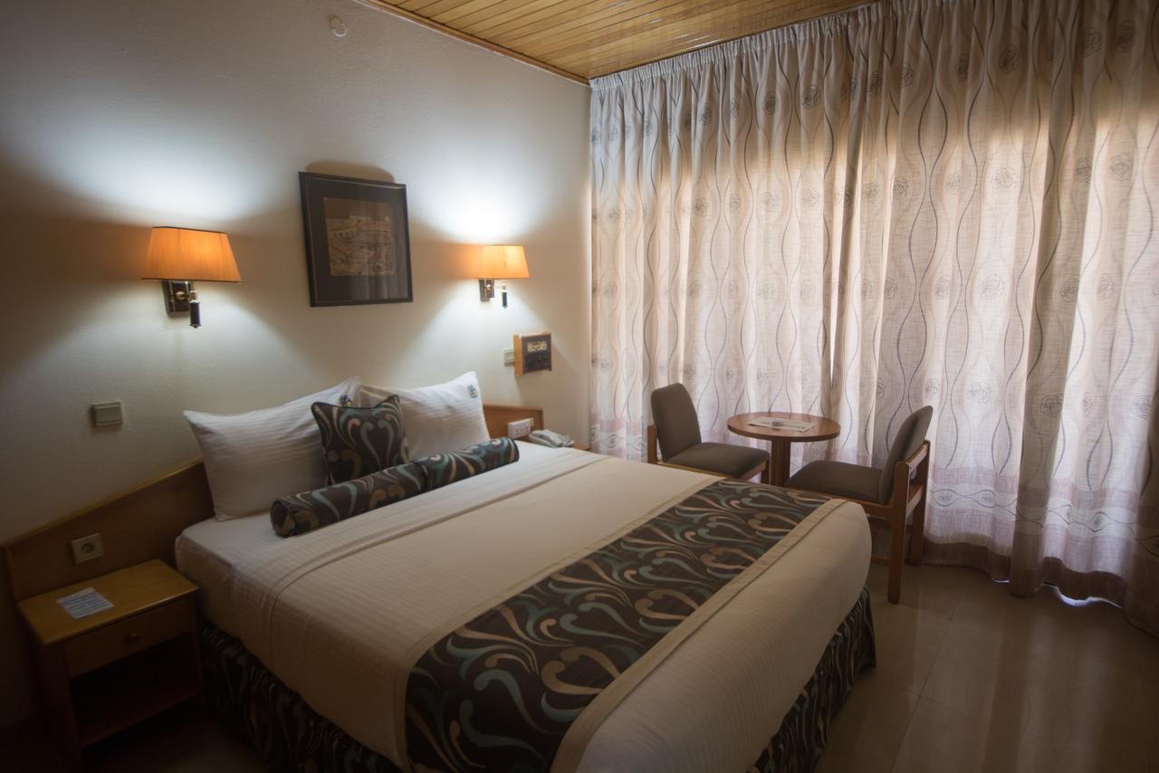 Akosombo Volta Hotel מראה חיצוני תמונה