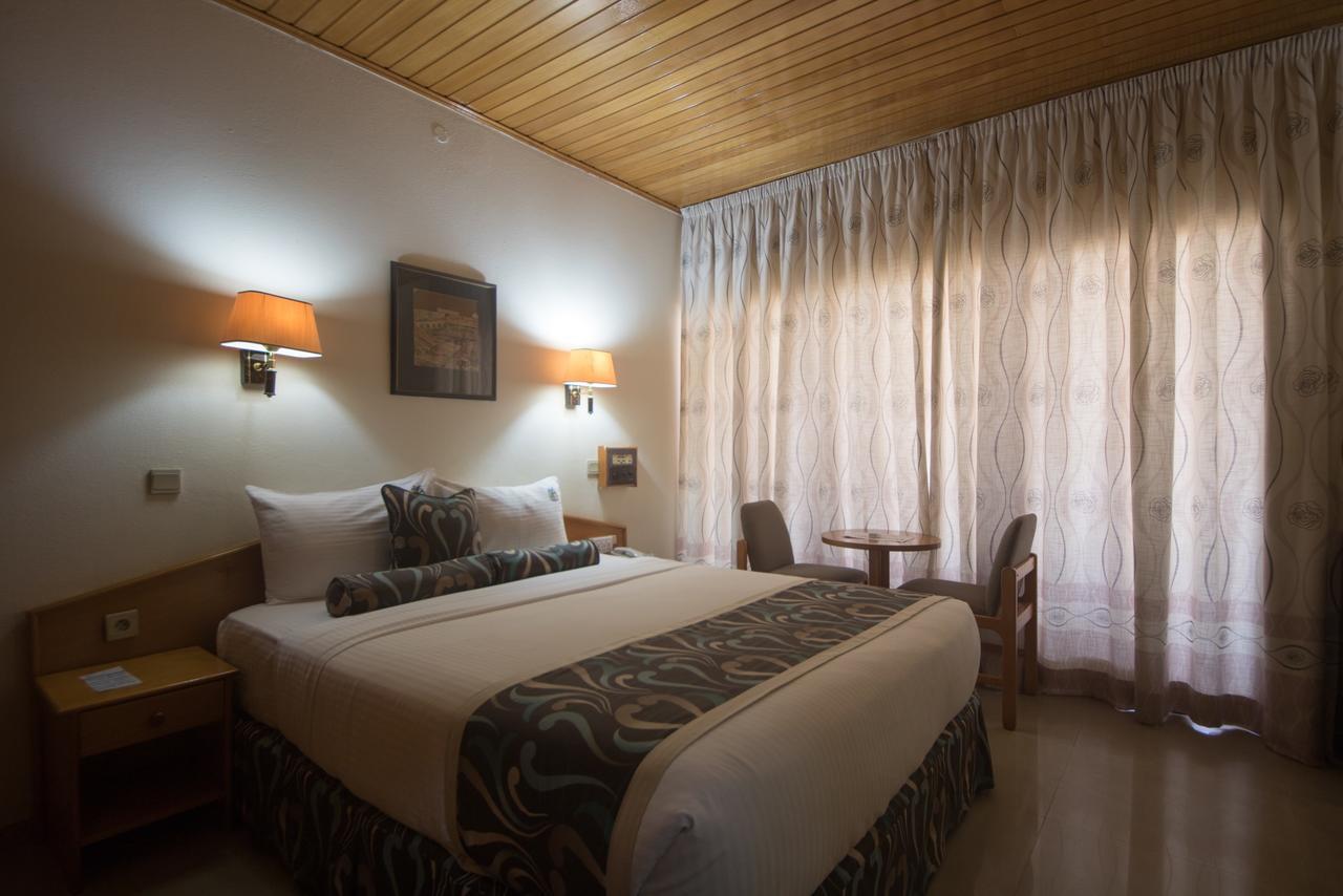 Akosombo Volta Hotel מראה חיצוני תמונה