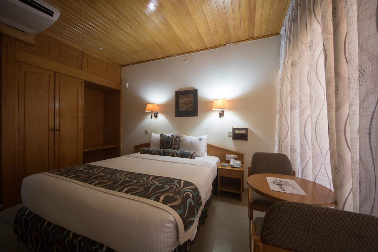 Akosombo Volta Hotel מראה חיצוני תמונה