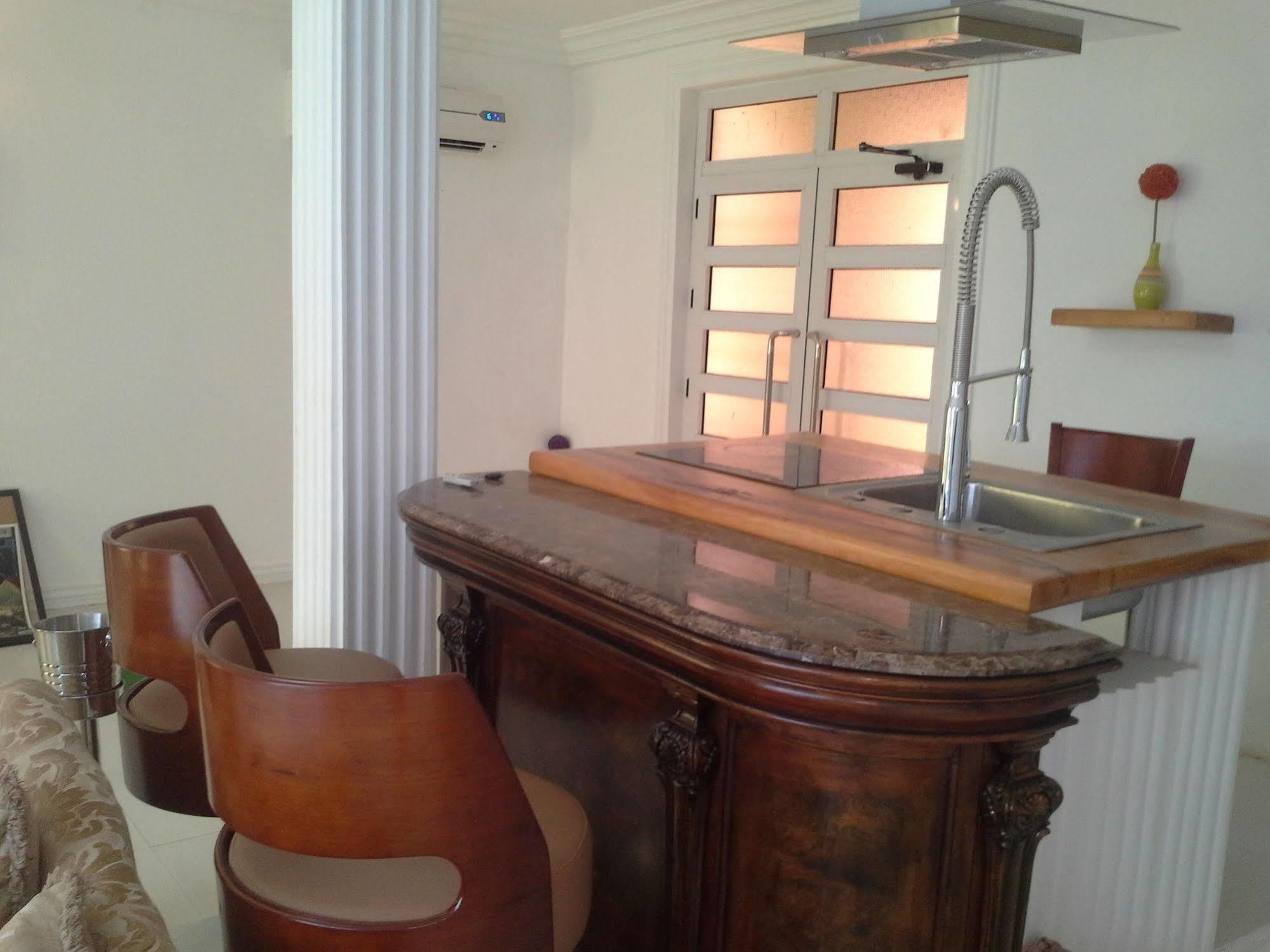 Akosombo Volta Hotel מראה חיצוני תמונה