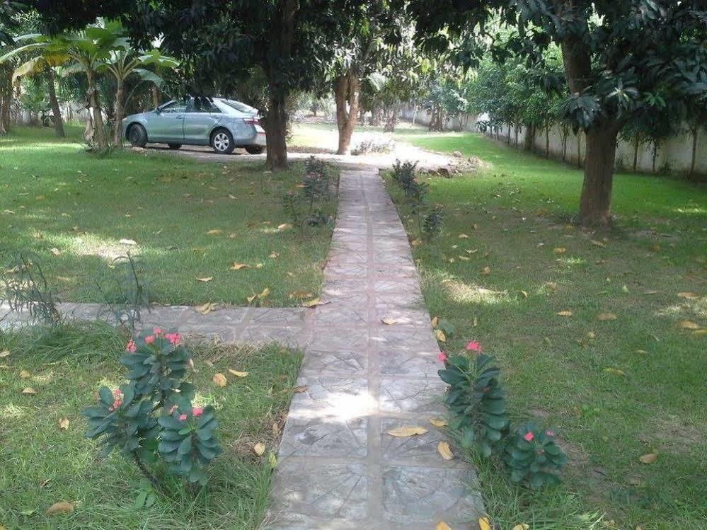 Akosombo Volta Hotel מראה חיצוני תמונה