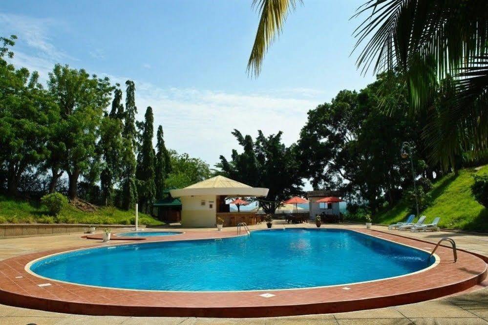 Akosombo Volta Hotel מראה חיצוני תמונה