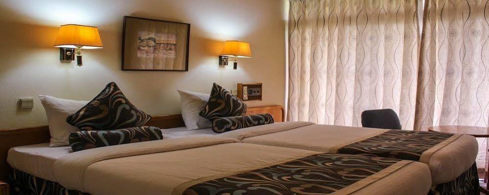 Akosombo Volta Hotel מראה חיצוני תמונה